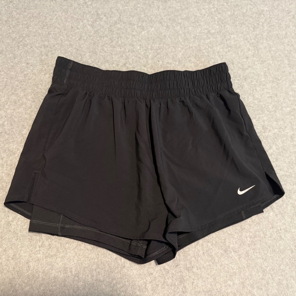 Nike Dri-FIT Womens 2-in-1 Running Shorts Black Gym Workout Athletic Soccer Sz M